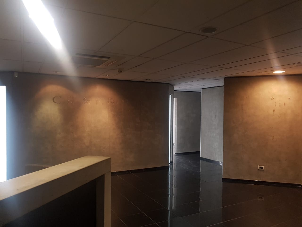 Oficina Gran oficina de lujo Torre Empresarial CAINCO   Foto 10