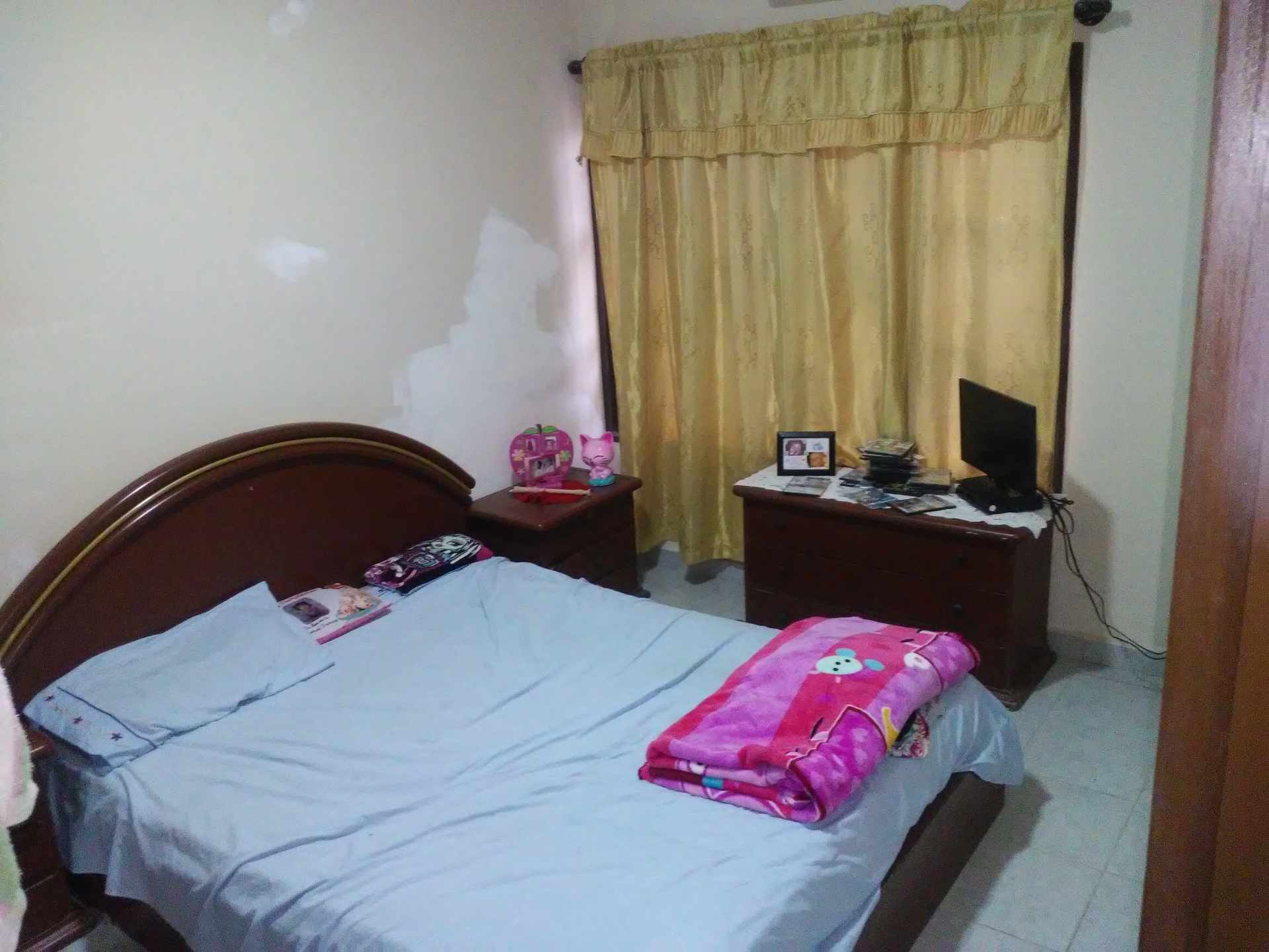 Casa en VentaBarrio Virgen de Guadalupe C/ San Simon 8vo anillo entre Cambodromo y Av Lujan parada final linea 14 Foto 14