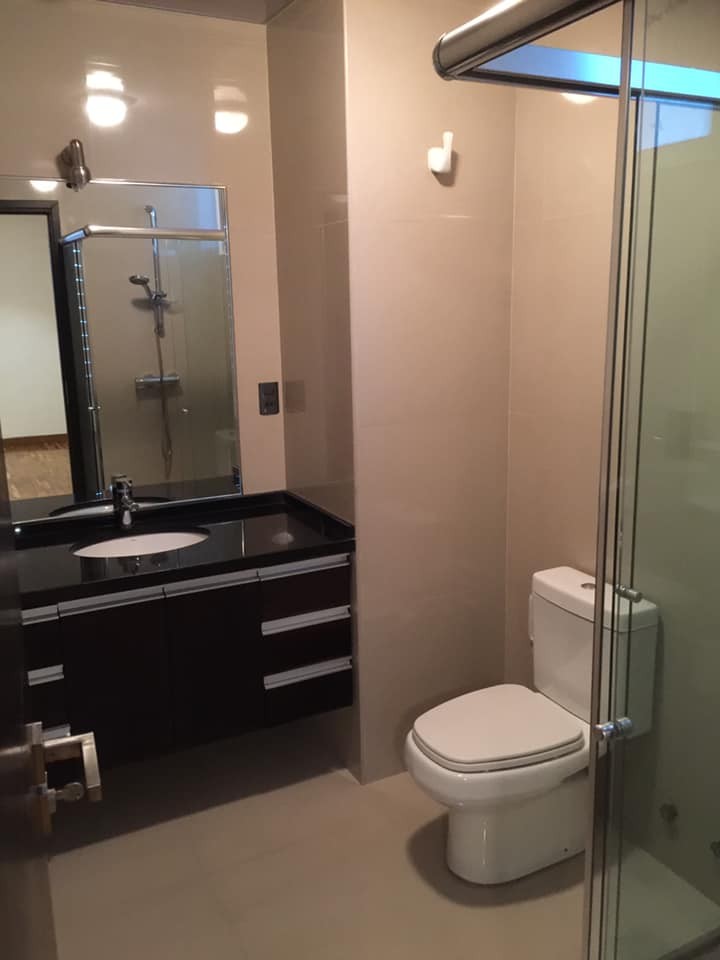 Departamento en AlquilerAv. America, esquina Villarroel. Edificio Portal Foto 10