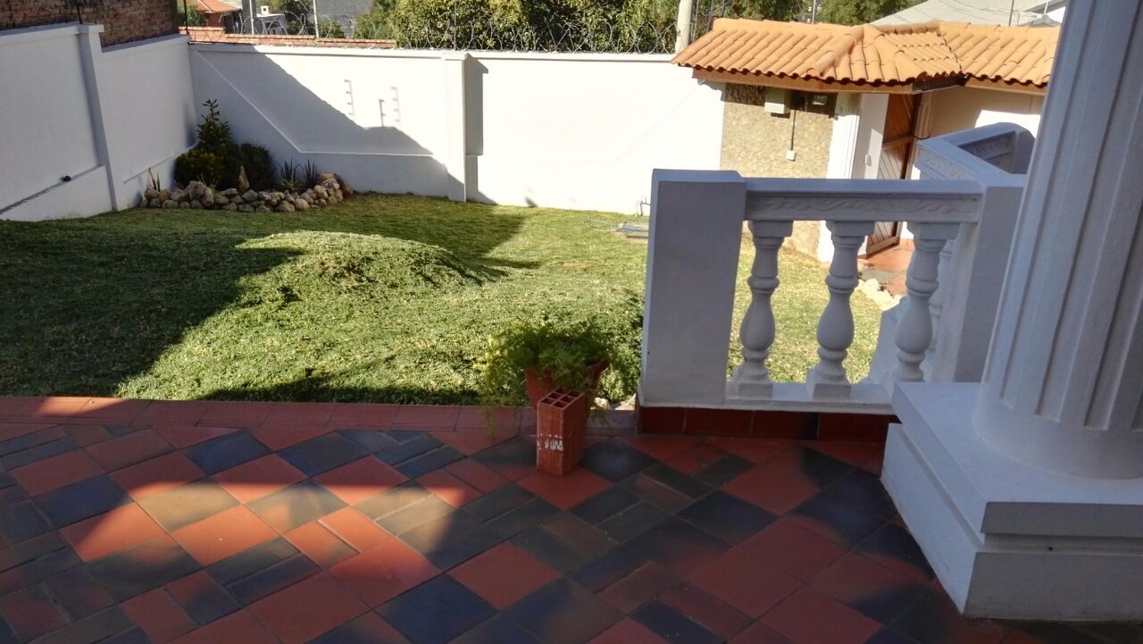 Casa en Aranjuez en Cochabamba 3 dormitorios 5 baños 5 parqueos Foto 6