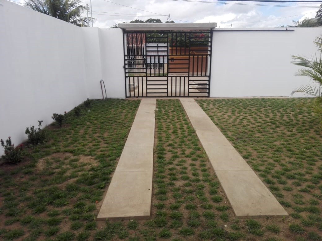 Casa COD-614 BARRIO 23 DE DICIEMBRE ZONA AV. VIRGEN DE COTOCA Foto 16