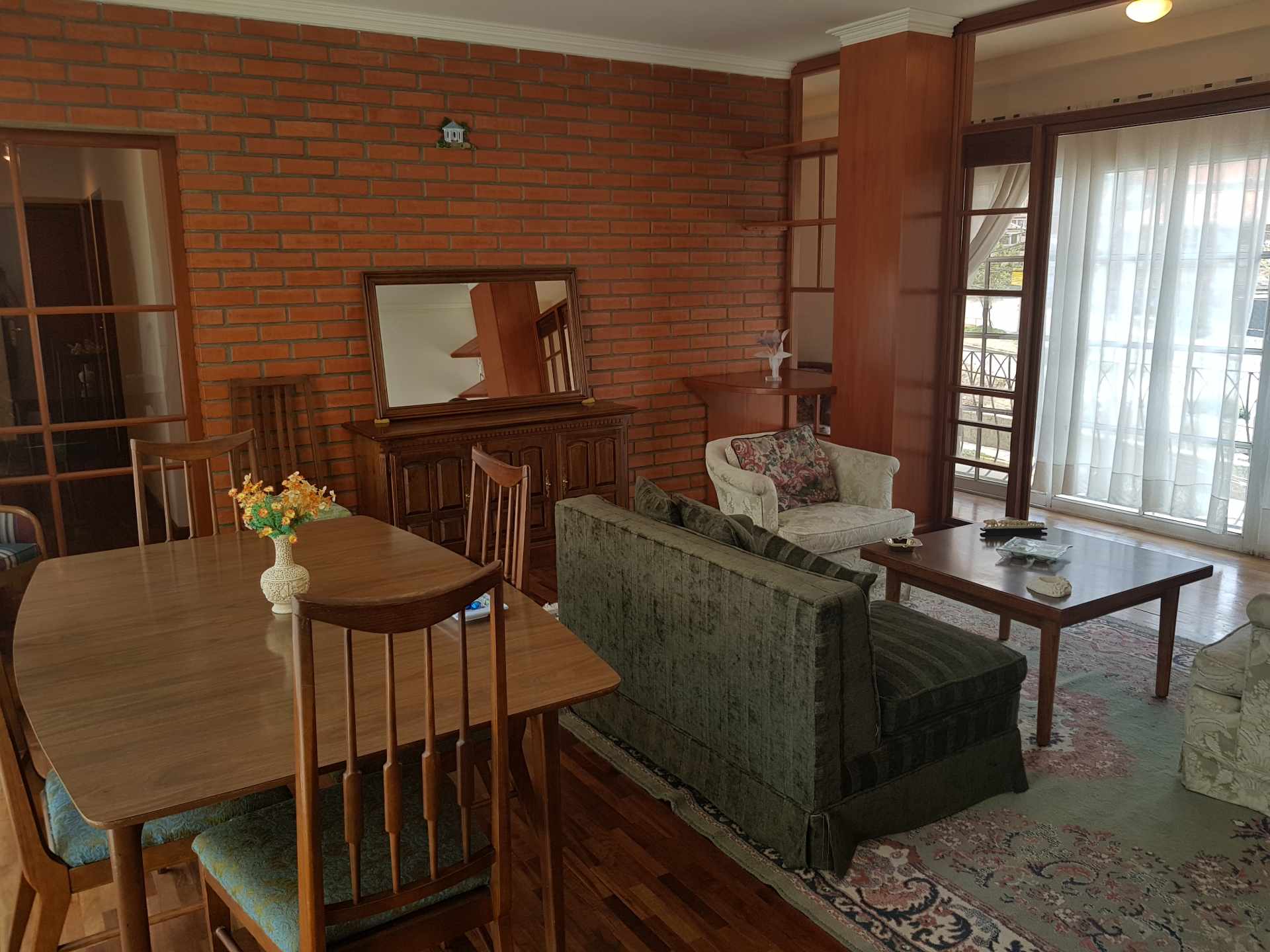 Departamento en Los Pinos en La Paz 3 dormitorios 4 baños 1 parqueos Foto 7