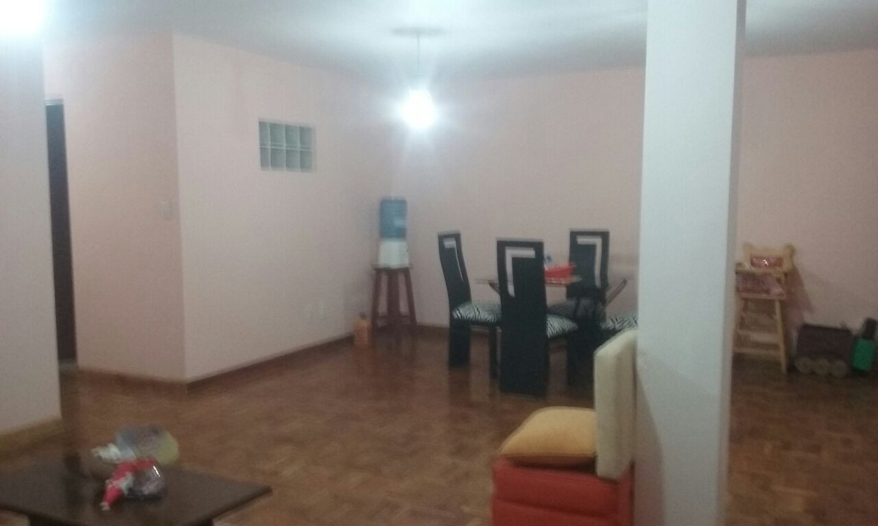 Departamento en AnticréticoLos Rosales (final avenida Costanera) 3 dormitorios 2 baños 2 parqueos Foto 4