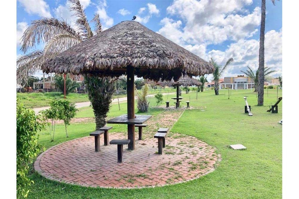 Casa en Urubó en Santa Cruz de la Sierra 5 dormitorios 5 baños 3 parqueos Foto 11