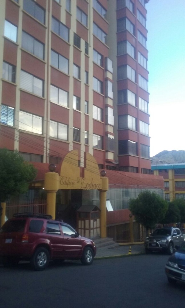 Departamento en Obrajes en La Paz 1 dormitorios 1 baños  Foto 1