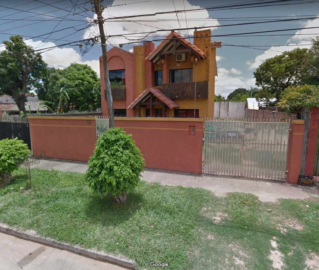 Casa Calle 4 Av. Centinelas del Chaco (entre 3er. y 4to. Anillo) Barrio Guaracal Foto 1