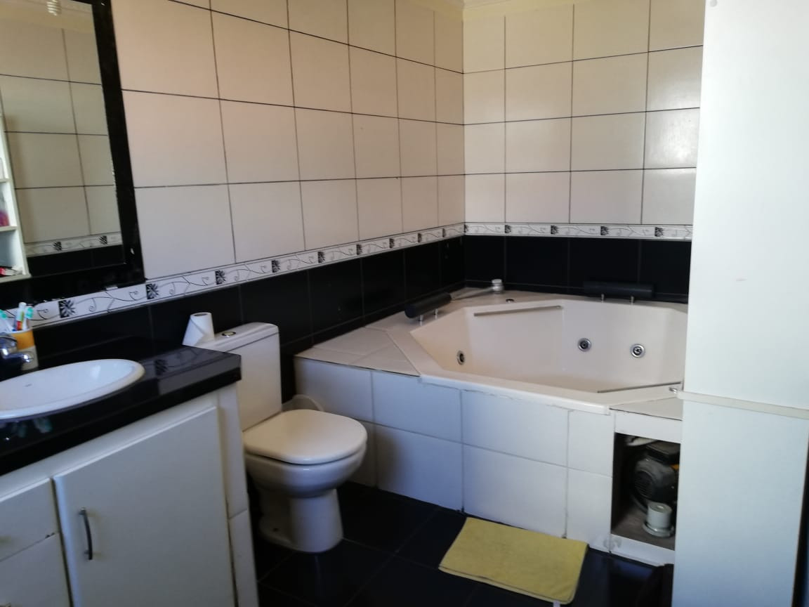 Casa en VentaTADEO AHENKE Foto 5