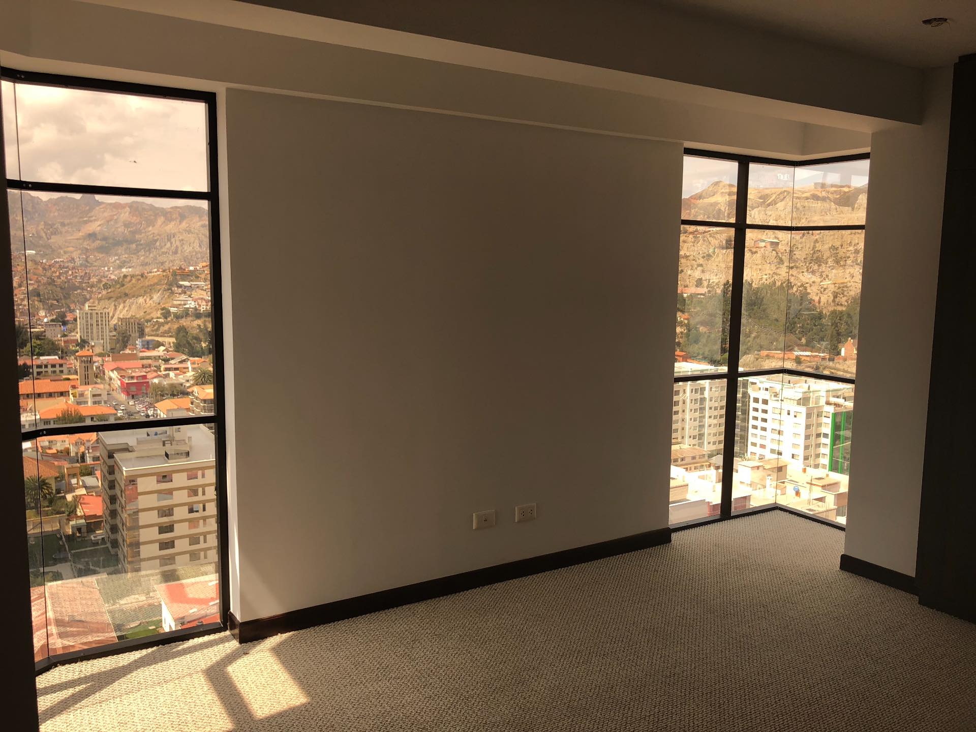 Departamento en Obrajes en La Paz 3 dormitorios 4 baños  Foto 10