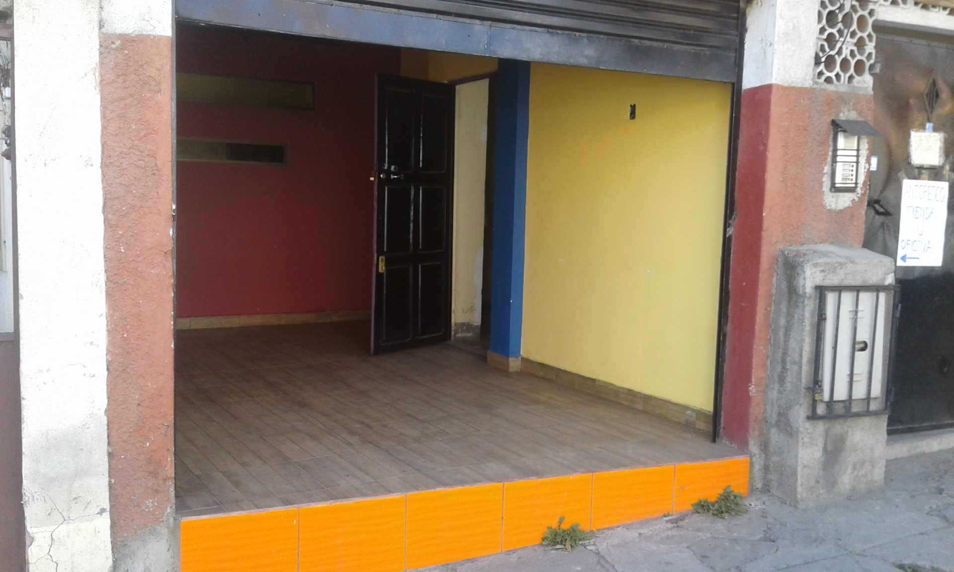 Oficina Calle Cuba No 1652A entre Carrasco y Pasoskanki zona de Miraflores La Paz - Bolivia (OFERTABLE y entrega inmediata) Foto 1