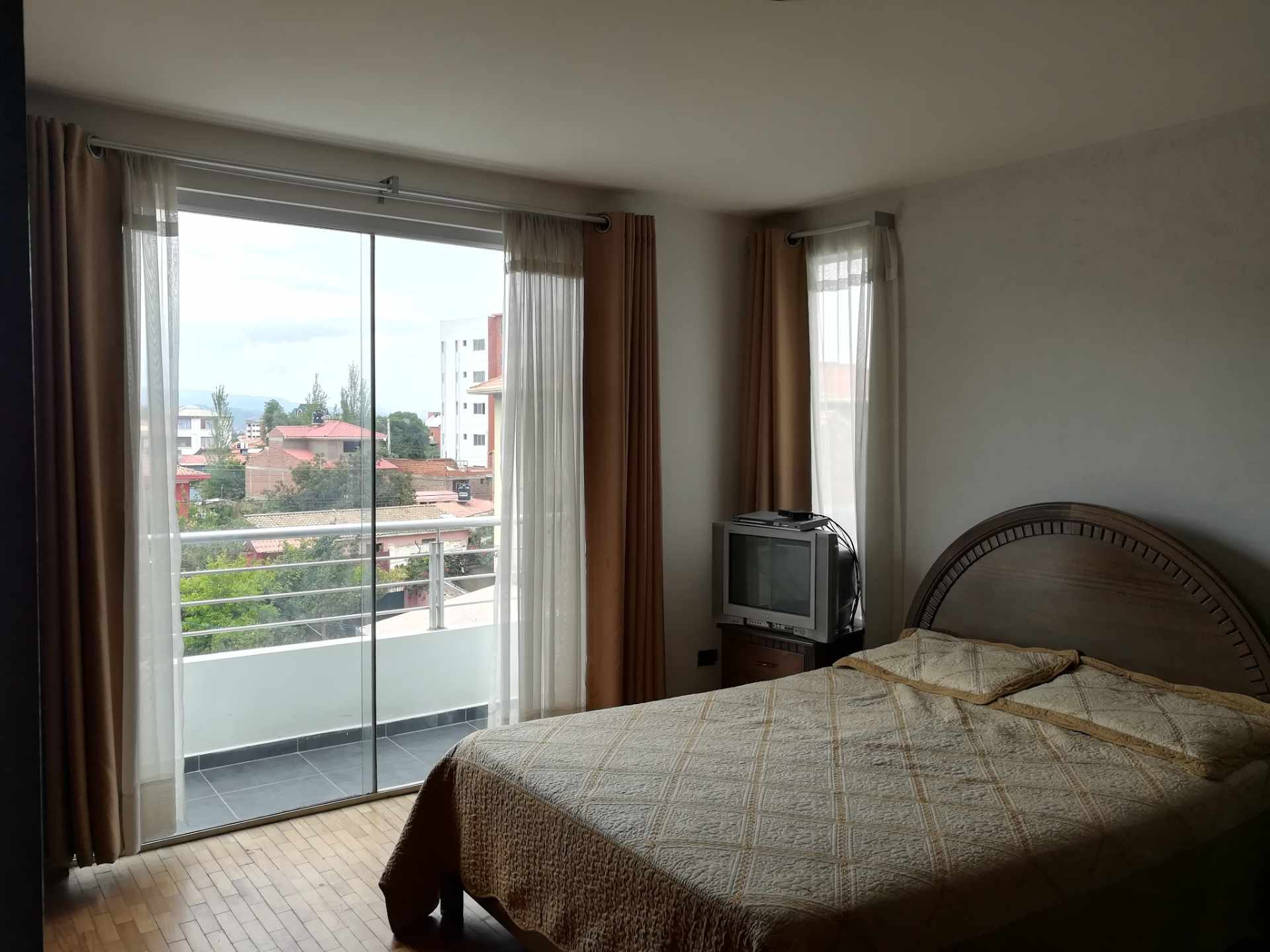 Casa en VentaDueño vende casa en Condominio 