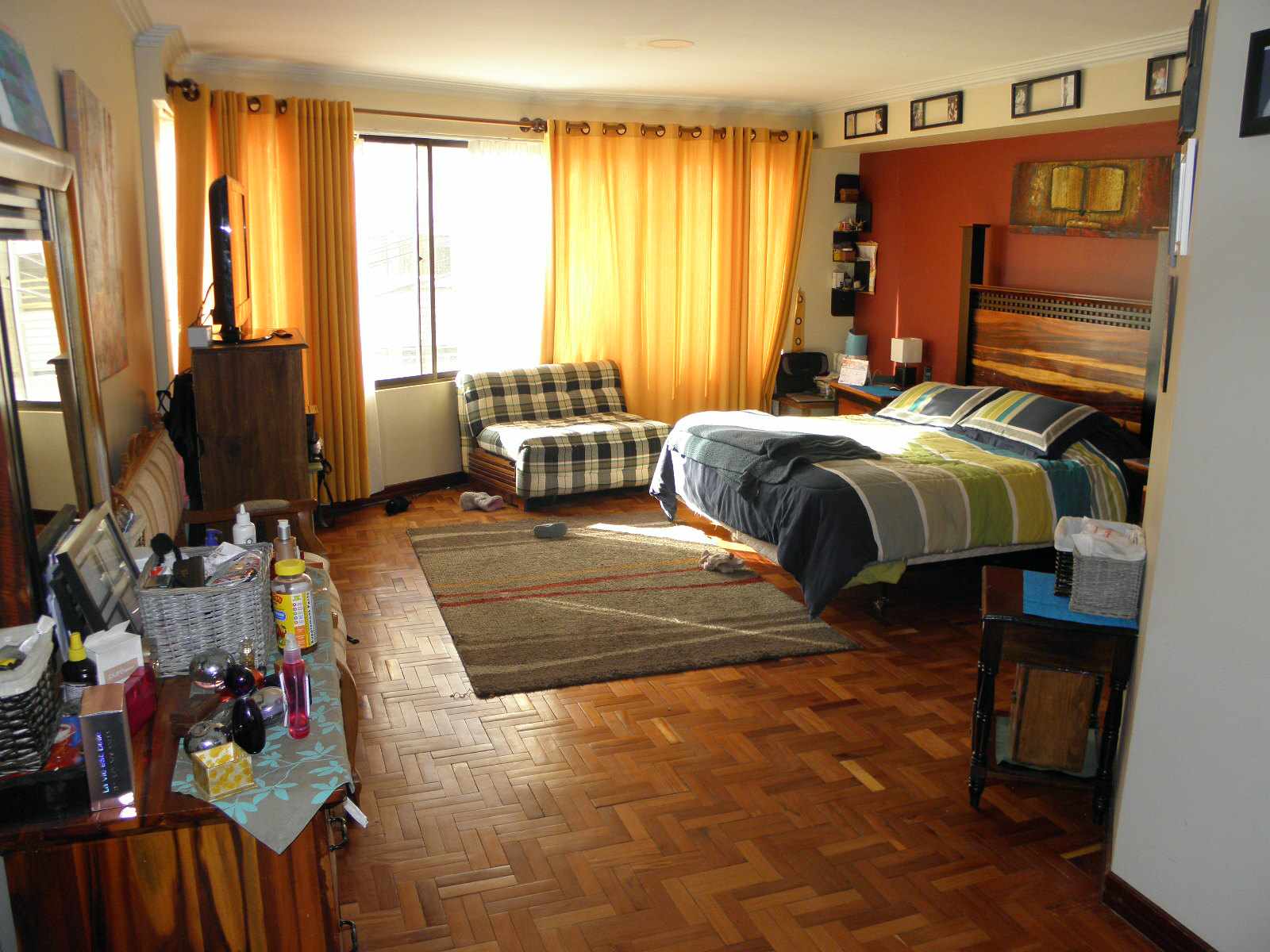 Departamento en Achumani en La Paz 3 dormitorios 3 baños 2 parqueos Foto 4