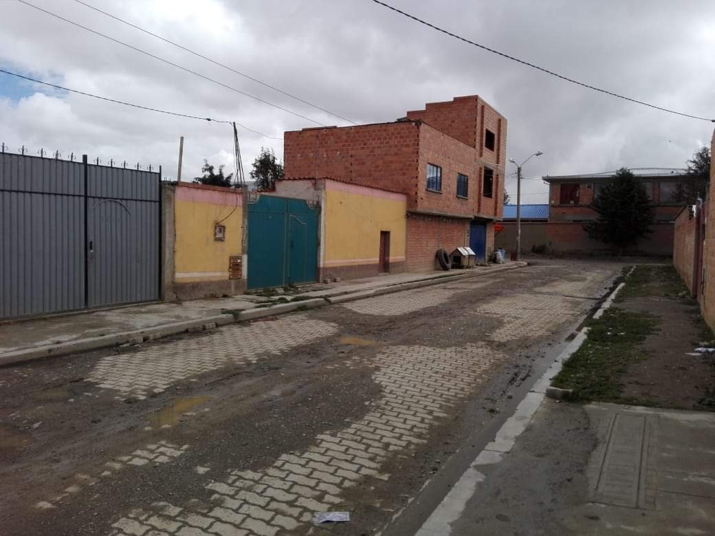 Casa en La Ceja en El Alto 3 dormitorios 2 baños 3 parqueos Foto 1