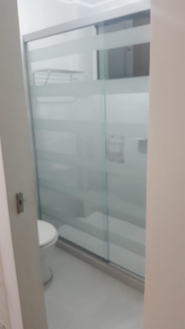 Departamento en Entre 3er y 4to anillo Norte en Santa Cruz de la Sierra 2 dormitorios 2 baños 1 parqueos Foto 5