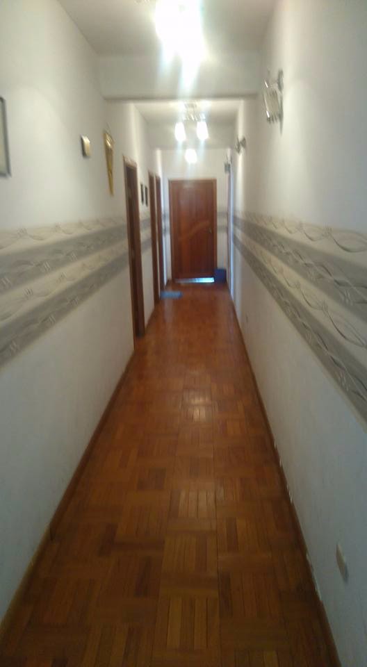 Departamento en Miraflores en La Paz 3 dormitorios 3 baños  Foto 3