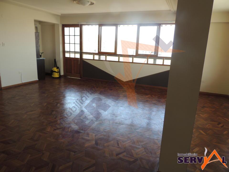 Departamento en Aranjuez en Cochabamba 3 dormitorios 2 baños 1 parqueos Foto 3