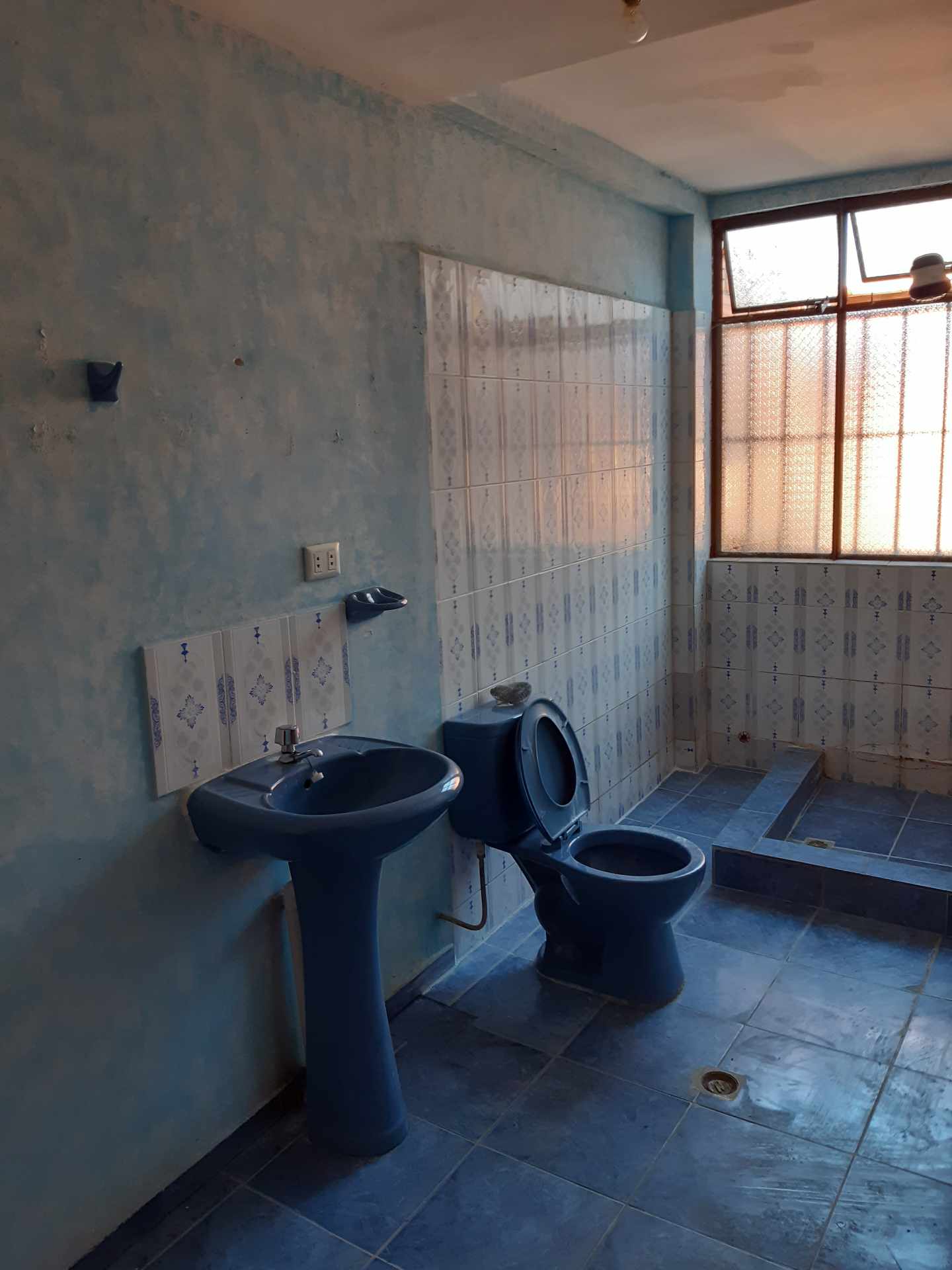 Departamento en AlquilerZona Pampahasi altura Samapa frente a la cancha del Mirador No. 21 2 dormitorios 1 baños  Foto 6