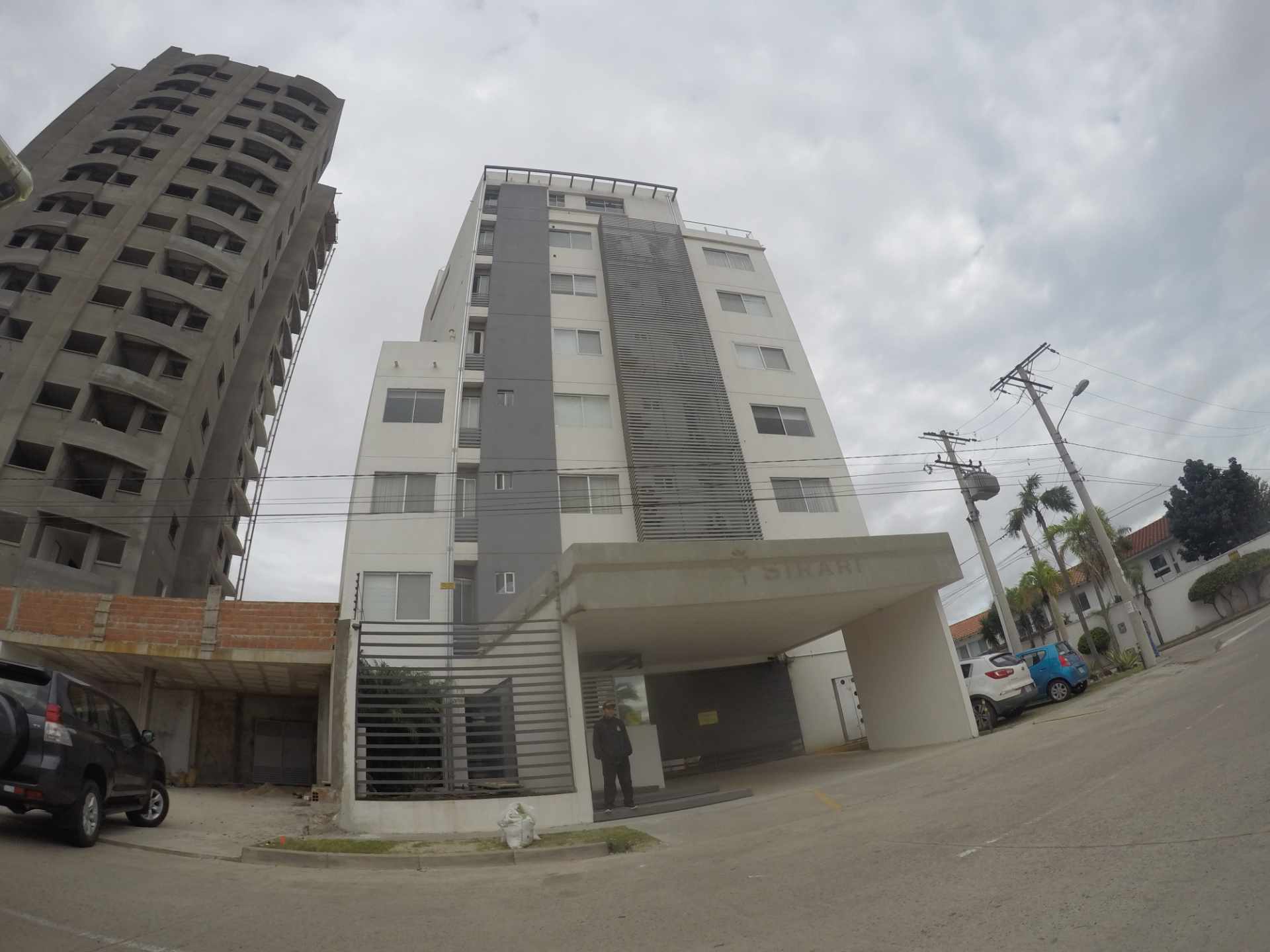 Departamento en Sirari en Santa Cruz de la Sierra 1 dormitorios 1 baños 1 parqueos Foto 1