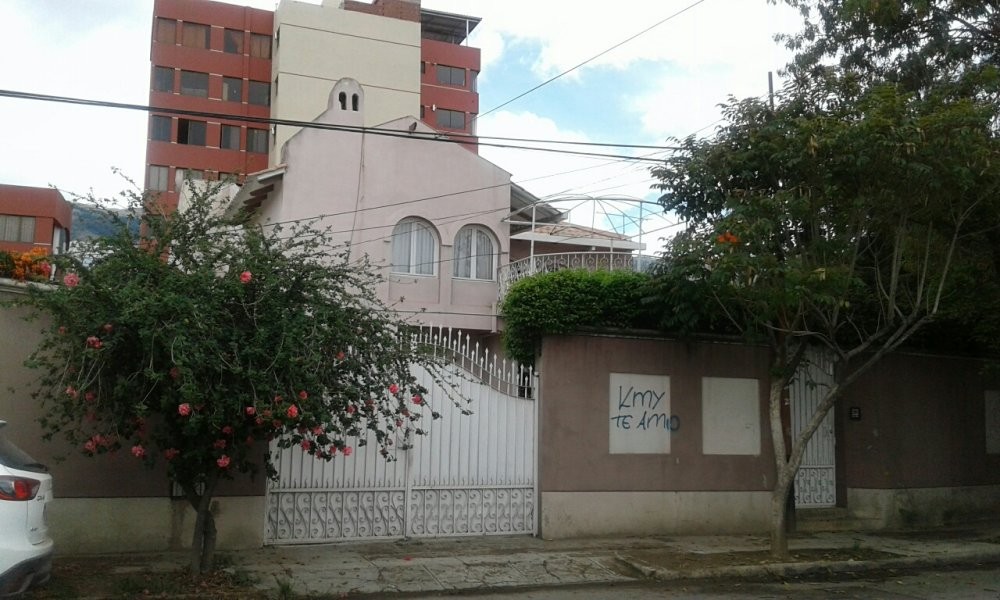 Departamento en Mayorazgo en Cochabamba 9 dormitorios 7 baños 3 parqueos Foto 2