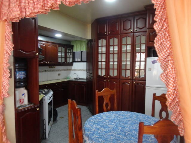 Departamento en San Pedro en La Paz 2 dormitorios 2 baños  Foto 12