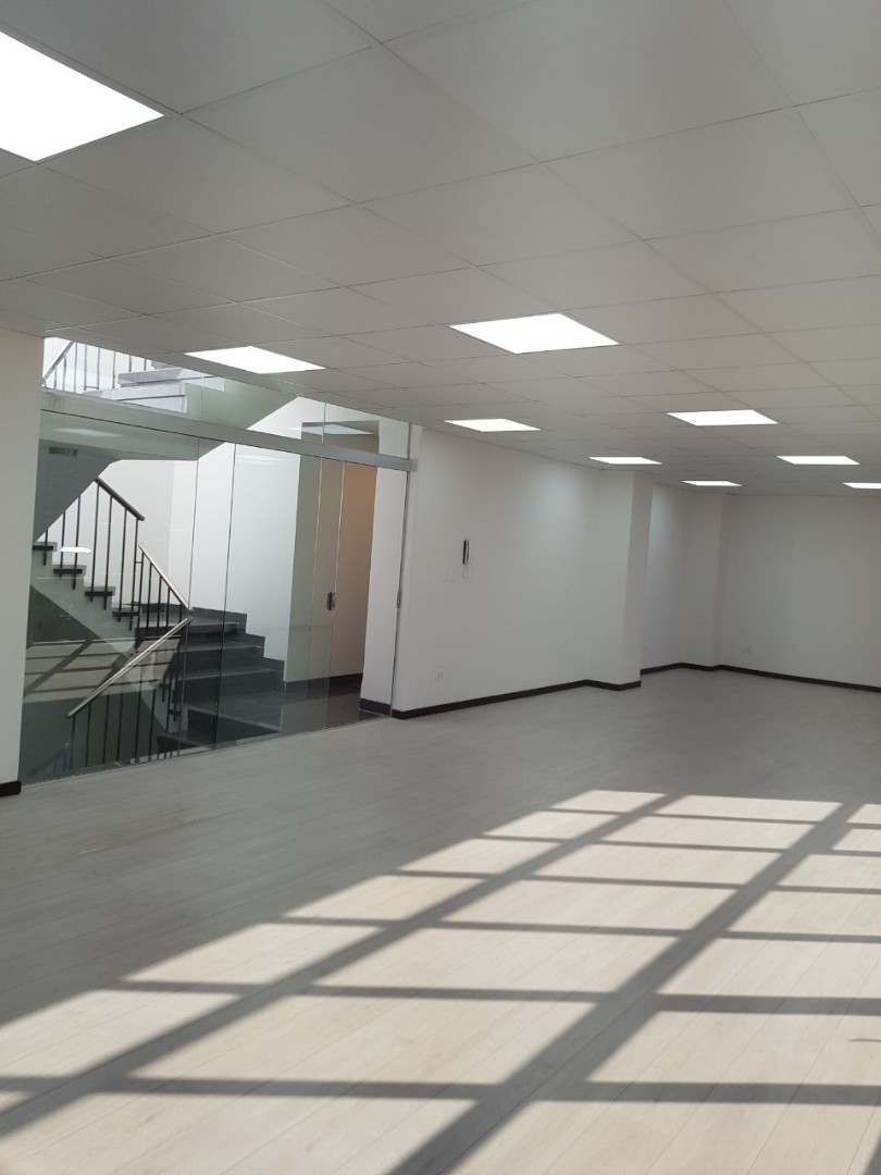 Oficina en AlquilerBloque C, No.14 Calle H Ferrecio 1154 San Miguel, Calacoto. Foto 4