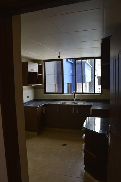 Departamento en Los Pinos en La Paz 4 dormitorios 4 baños 1 parqueos Foto 5