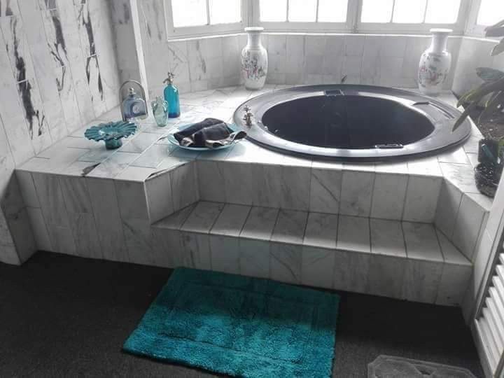 Casa Achumani calle 9 Foto 5