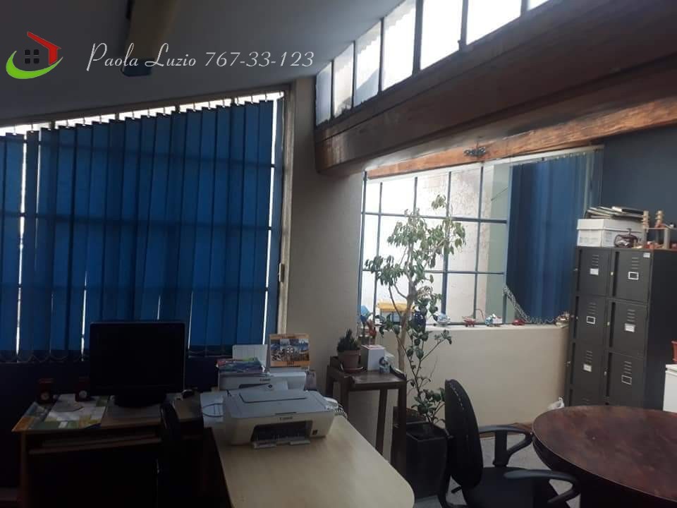 Oficina en VentaLinda casa para oficina en Sopocachi 7 dormitorios 3 baños 1 parqueos Foto 7