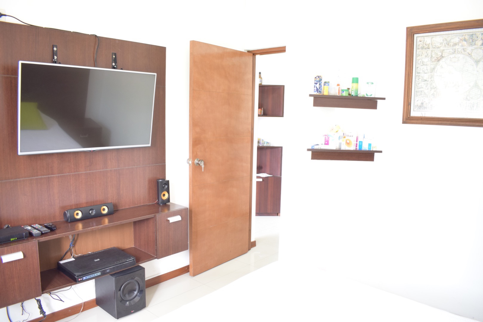 Departamento DEPARTAMENTO 3 DORMITORIOS - CONDOMINIO COSTA BRAVA AV. PIRAÍ 5TO Y 6TO ANILLO Foto 6