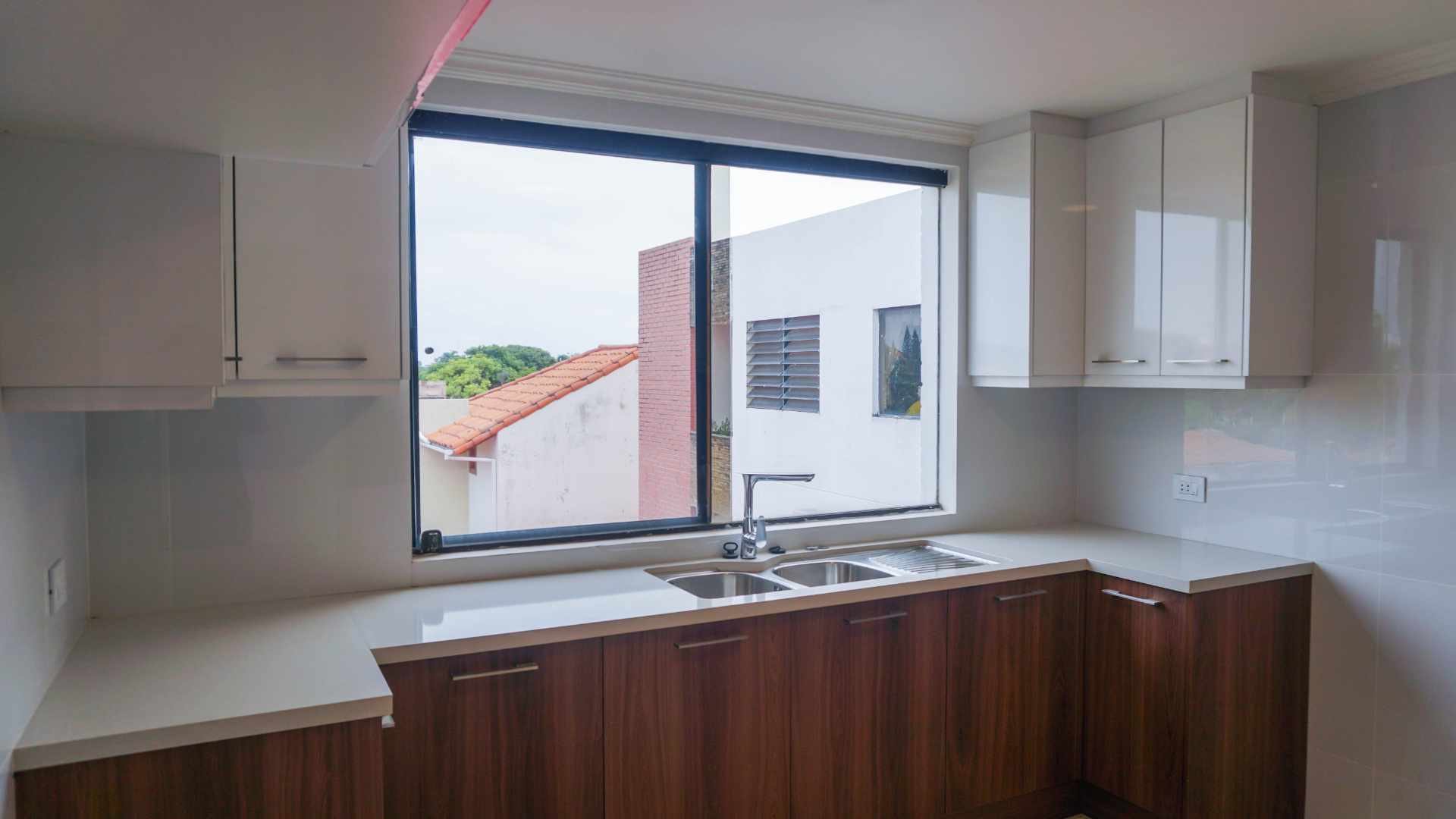 Departamento en VentaBarrio las palmas, calle Barcelona esquina calle las palmas 3 dormitorios 2 baños 1 parqueos Foto 5