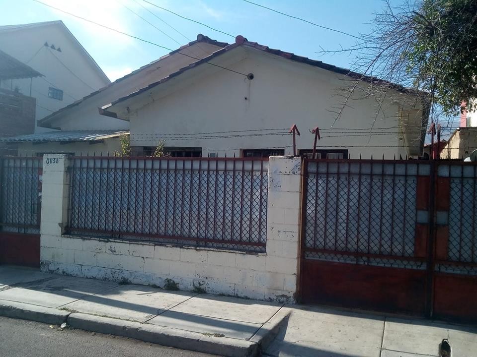Casa Calle Audiencia de Charcas Nº O1136  Entre Av. Humbolt  y  Bartolome de las Casas Foto 4