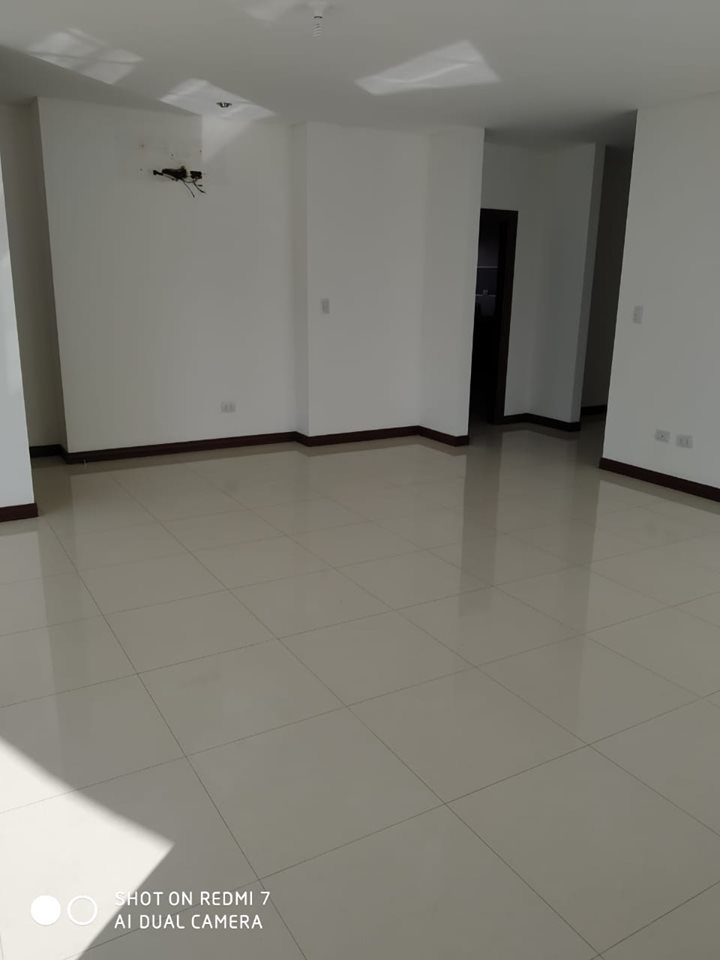 Departamento en VentaDEPARTAMENTO 3 DORMITORIOS TORRE MURANO Foto 17