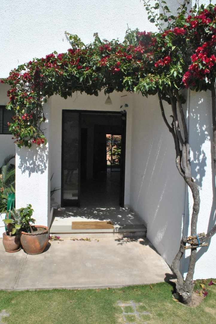 Casa en AlquilerALQUILO CASA - ROCA Y CORONADO - 4TO ANILLO 3 dormitorios 3 baños 1 parqueos Foto 13