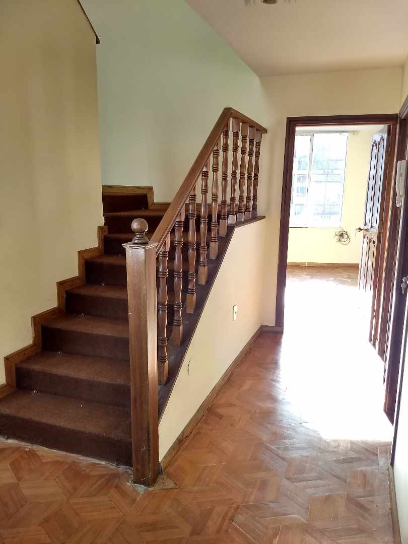 Departamento Av Tejada Sorzano #1301 esq. San Salvador Foto 1