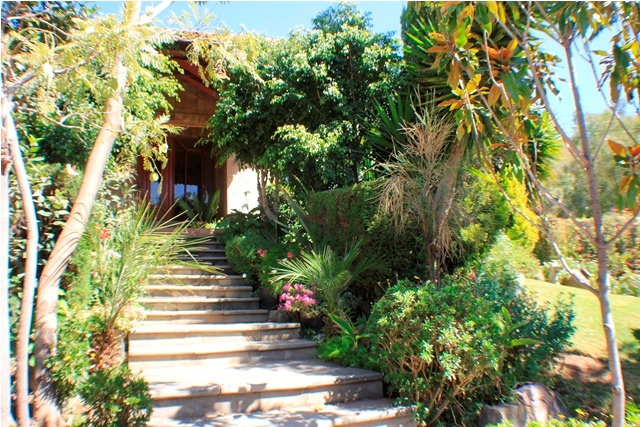 Casa en VentaCalle Innominada, Urb. El Paraiso 4 dormitorios 5 baños  Foto 15