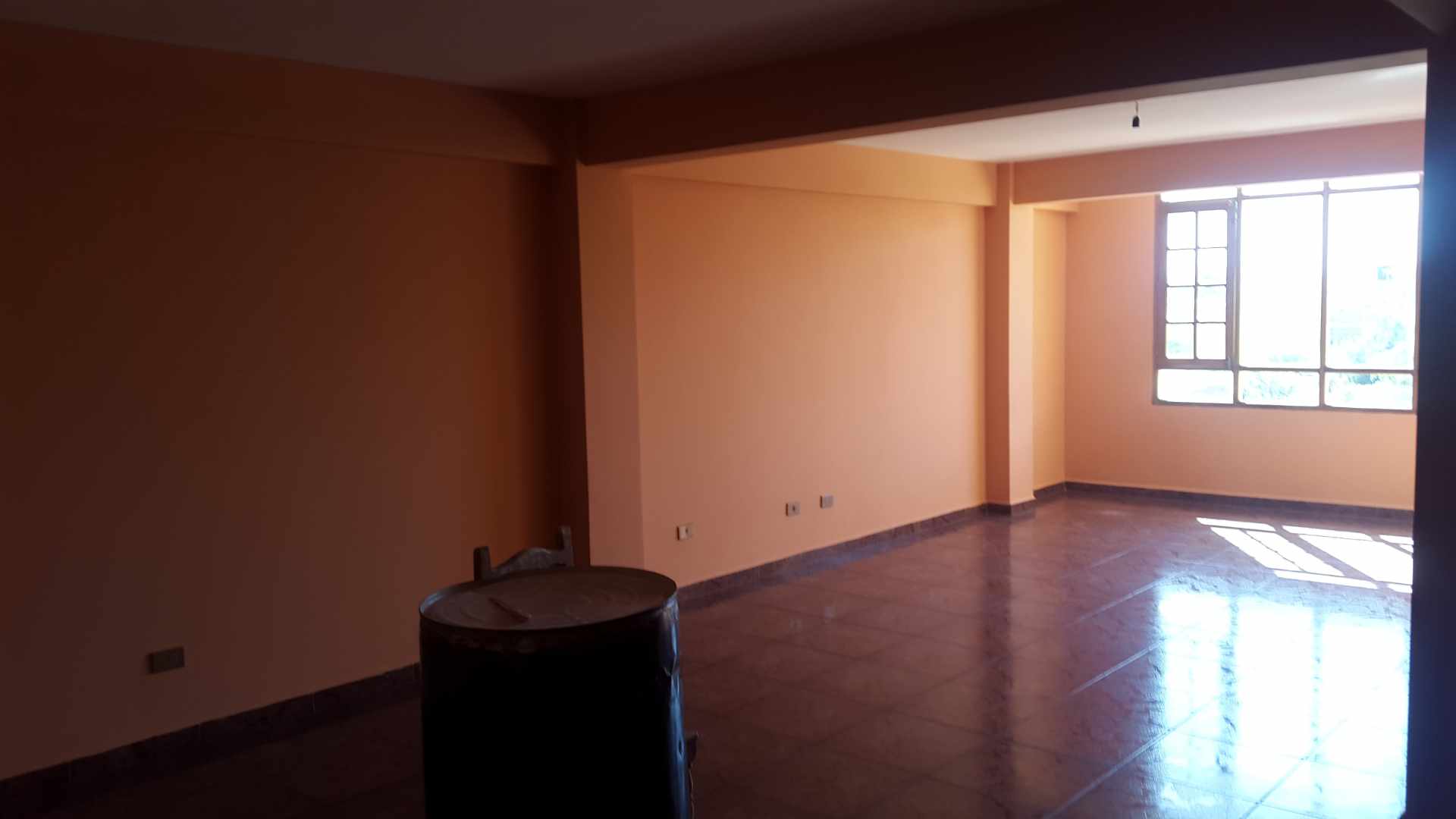 Departamento en La Chimba en Cochabamba 4 dormitorios 2 baños 1 parqueos Foto 9