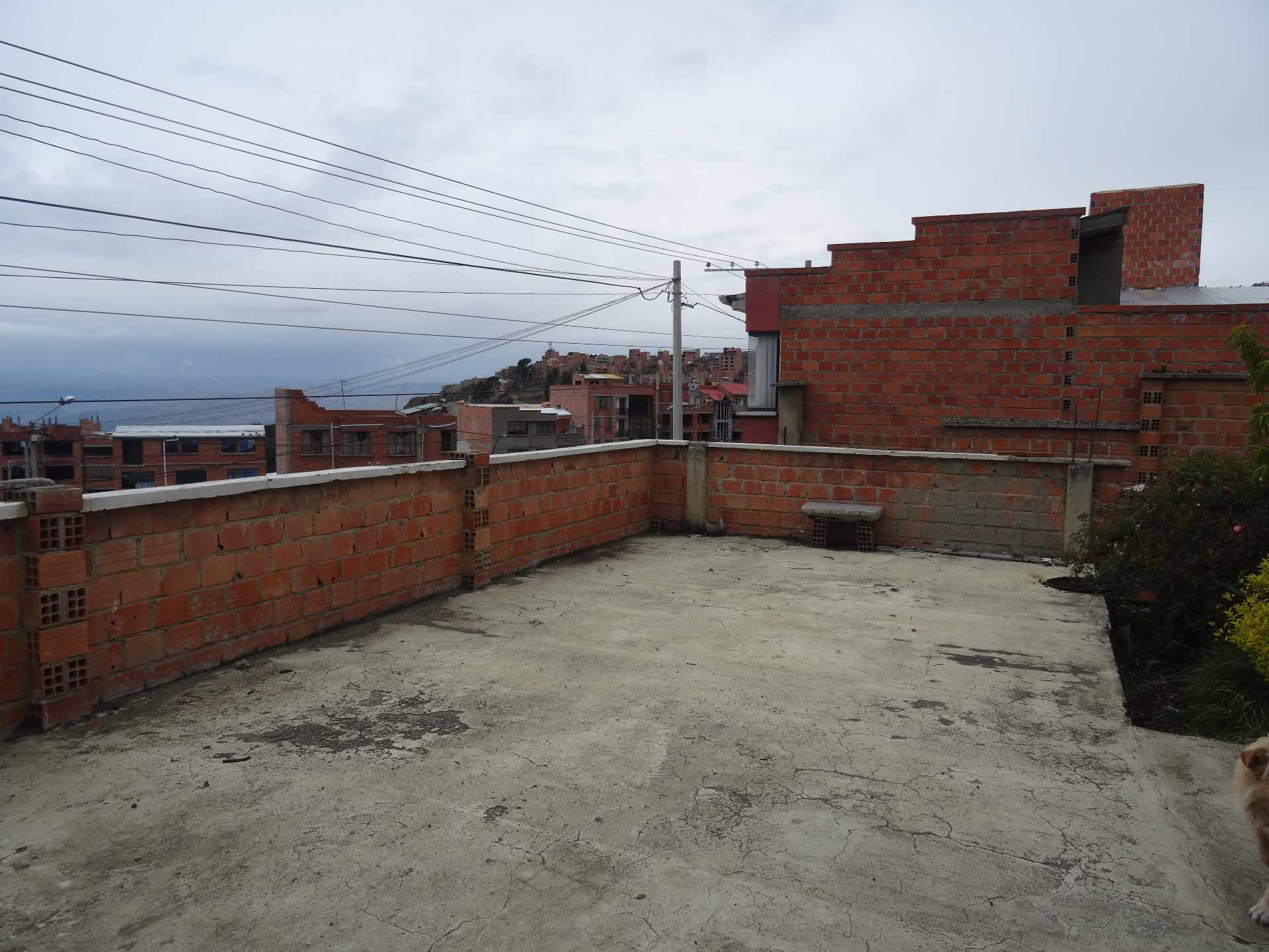 Casa en Pampahasi en La Paz 2 dormitorios 2 baños 2 parqueos Foto 8