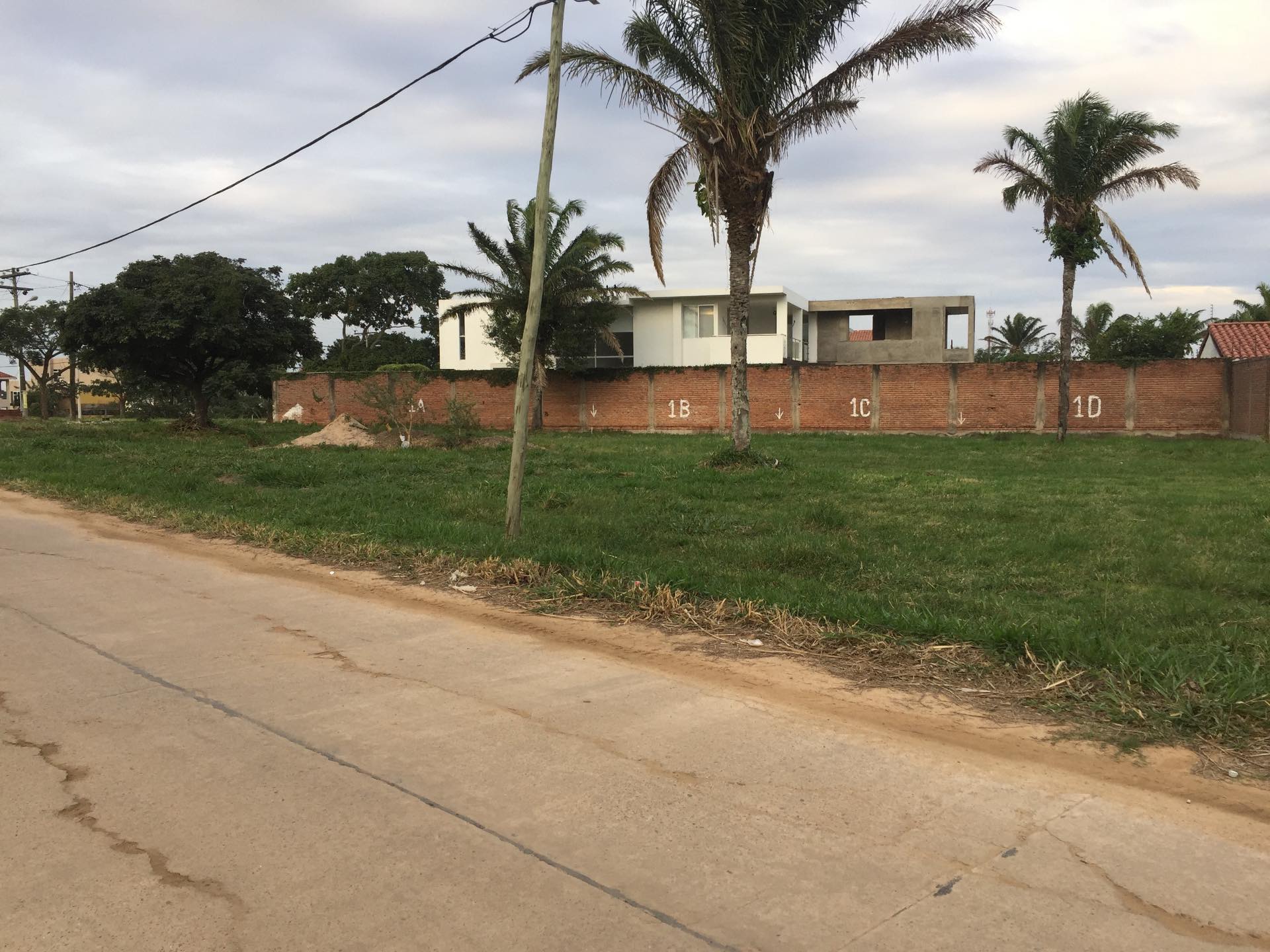 Terreno en Urubó en Santa Cruz de la Sierra    Foto 2