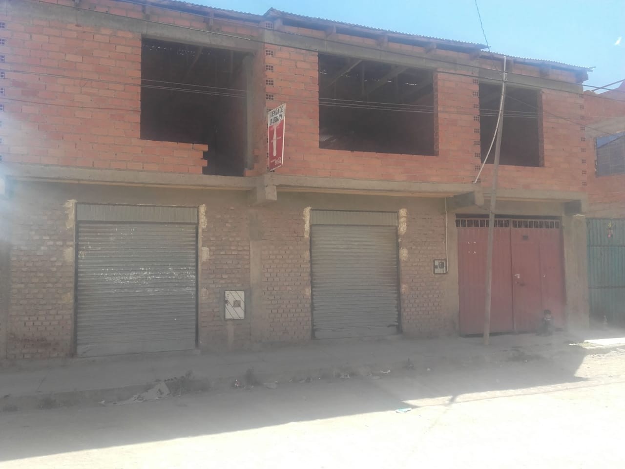 Casa en Oruro en Oruro 4 dormitorios 2 baños 2 parqueos Foto 1