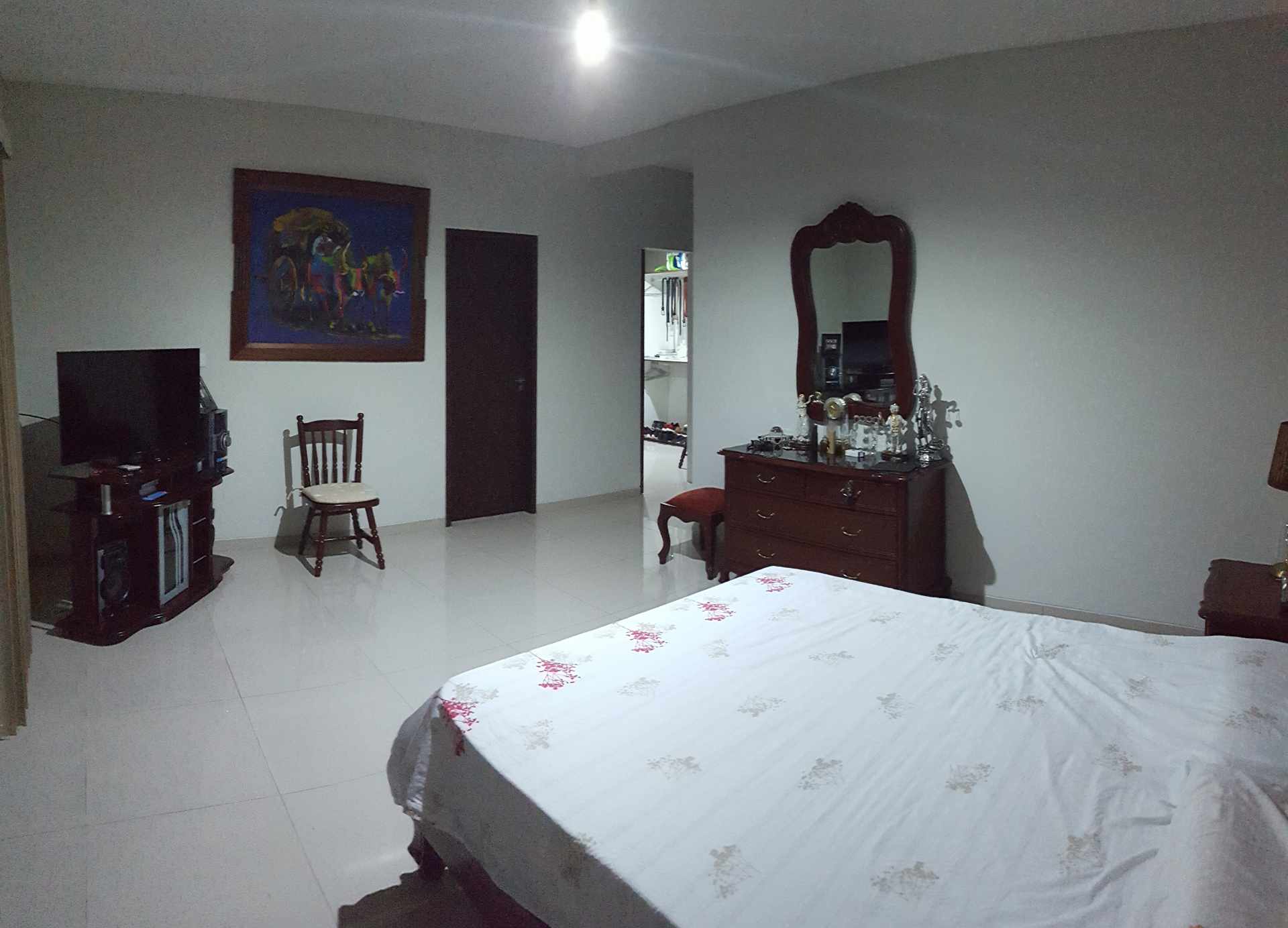 Casa en VentaCONDOMINIO MUNICH - ZONA NORTE 4 dormitorios 5 baños 2 parqueos Foto 11