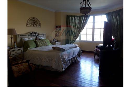 Casa en San Luis en Tarija 11 dormitorios 6 baños 1 parqueos Foto 11