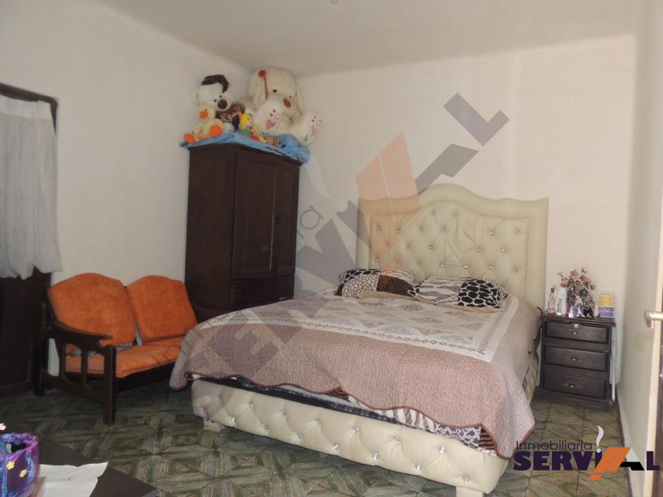 Casa en Muyurina en Cochabamba 8 dormitorios 3 baños 2 parqueos Foto 2
