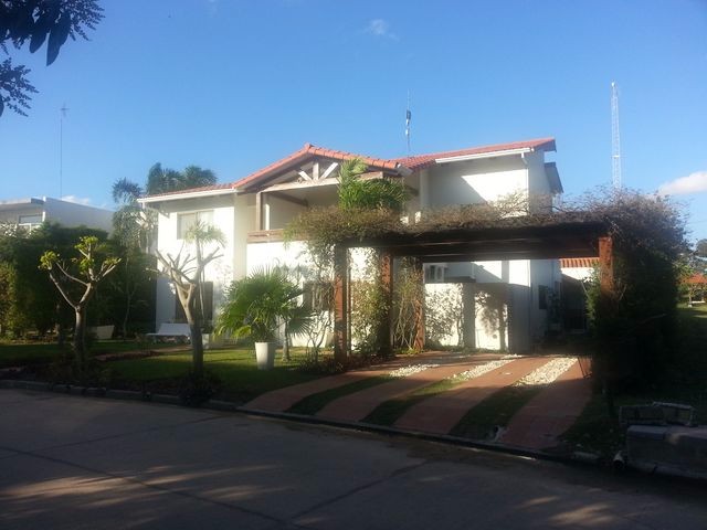 Casa en AlquilerCONDOMINIO JARDINES DEL URUBO I Foto 4