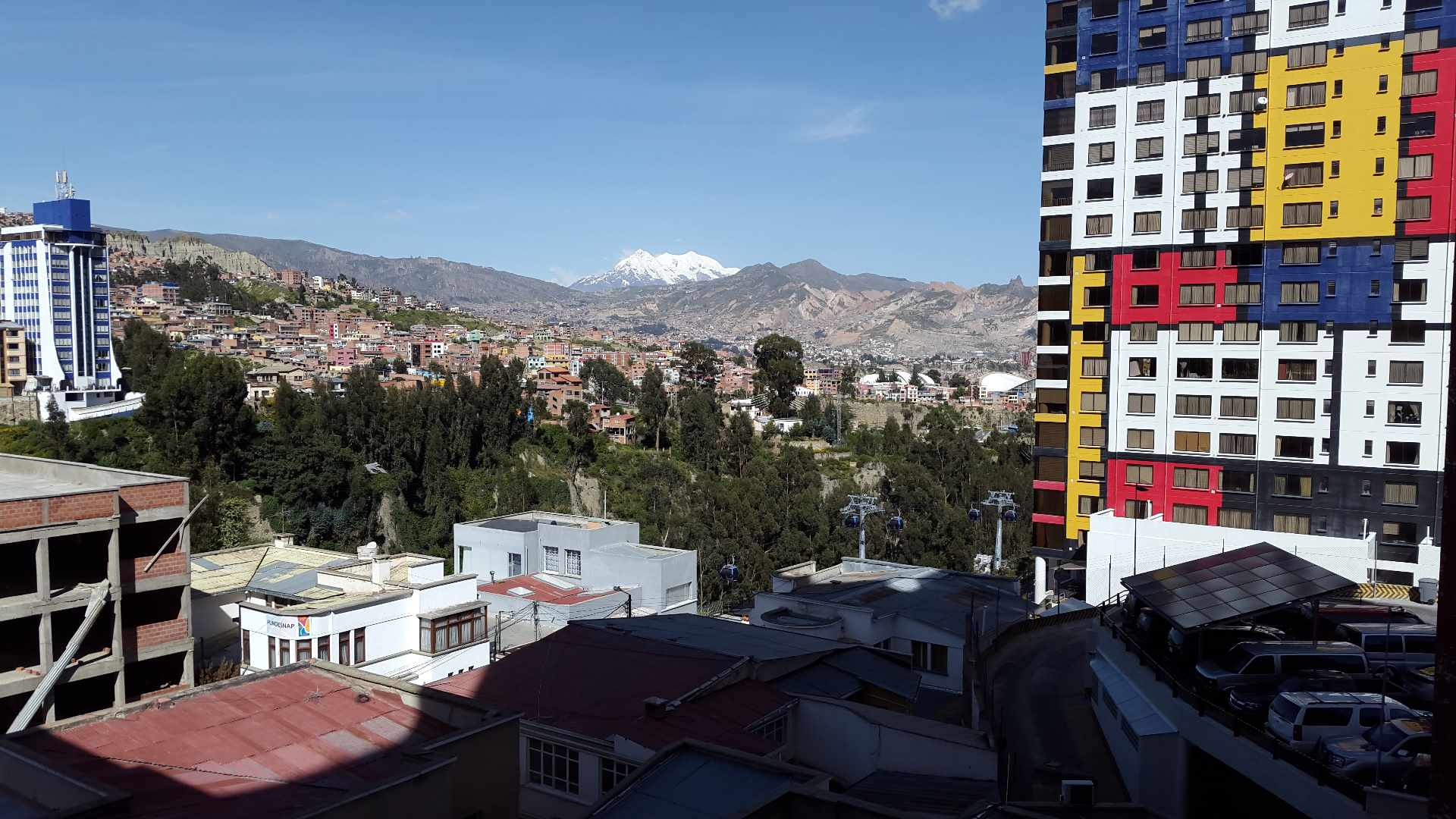 Oficina en San Jorge en La Paz 4 dormitorios 2 baños  Foto 3