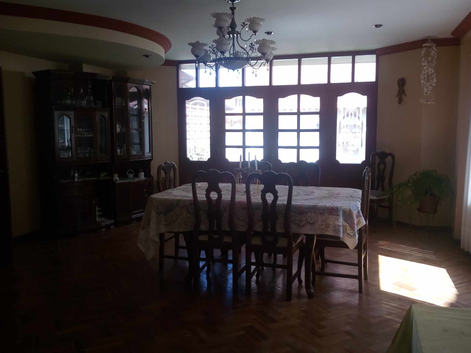 Casa en Chasquipampa en La Paz 5 dormitorios 6 baños 4 parqueos Foto 5
