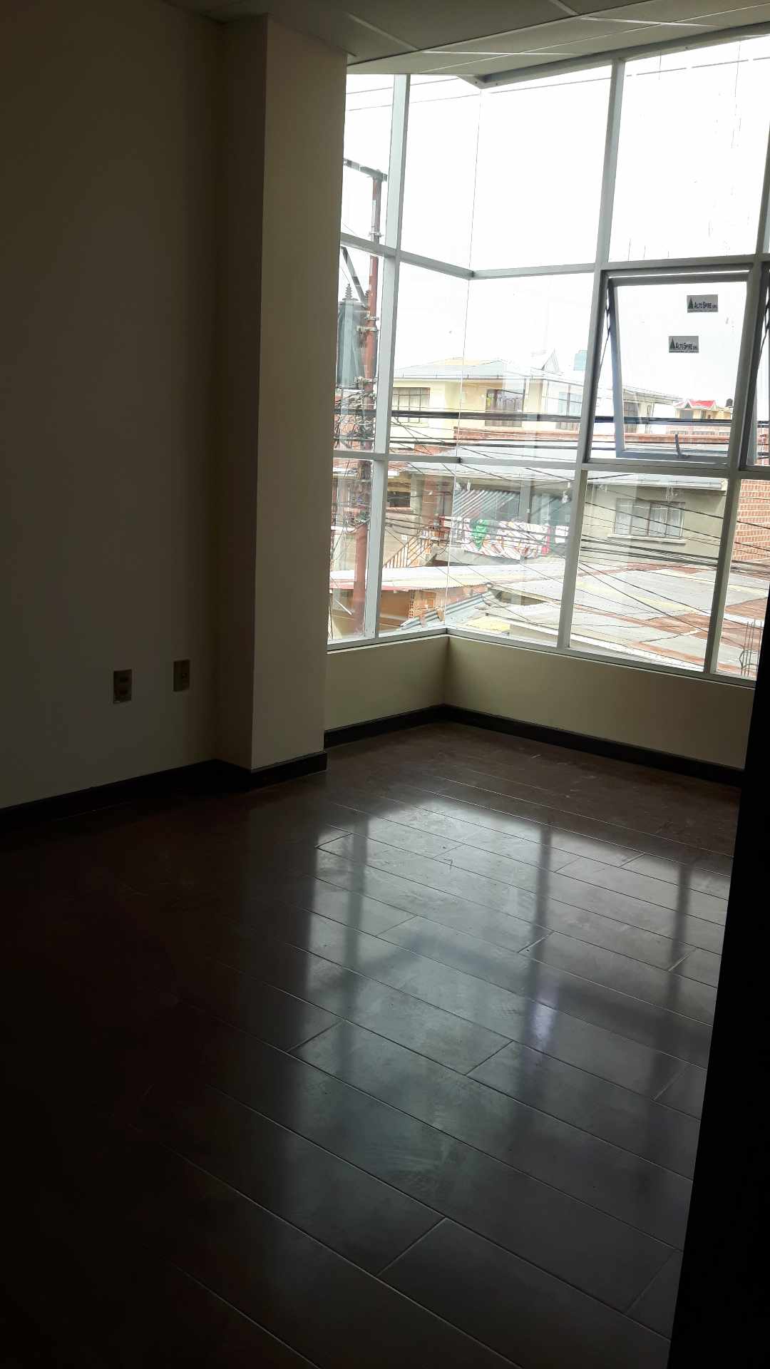 Departamento Calle 6 Diego de Portugal # 115. A una cuadra de la avenida del policia. Zona ciudad Satelite Foto 3