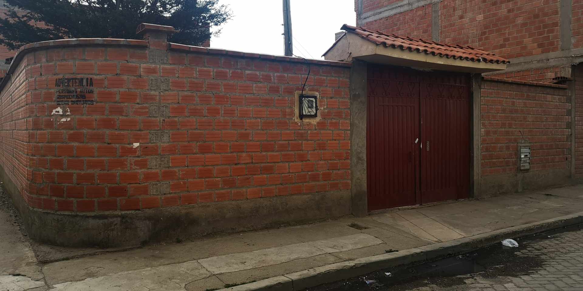 Casa en VentaCalle 1 Sonatex El Alto ex tranca carretera Viacha  3 dormitorios 1 baños 2 parqueos Foto 2