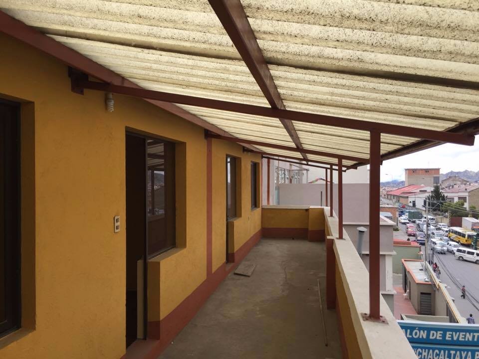 Departamento en Achachicala en La Paz 4 dormitorios 3 baños  Foto 12