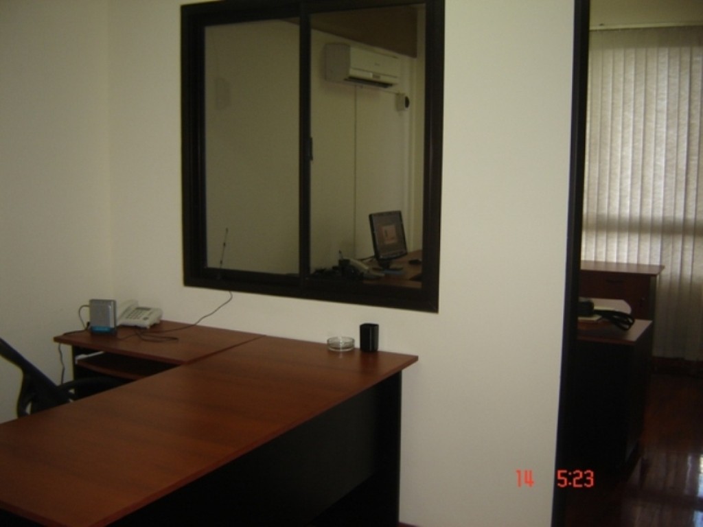 Oficina en VentaCalle La Riva 222 Of.208 2 dormitorios 1 baños  Foto 2