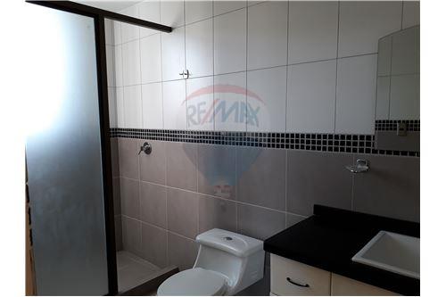 En Alquiler a $us 400 Foto 7