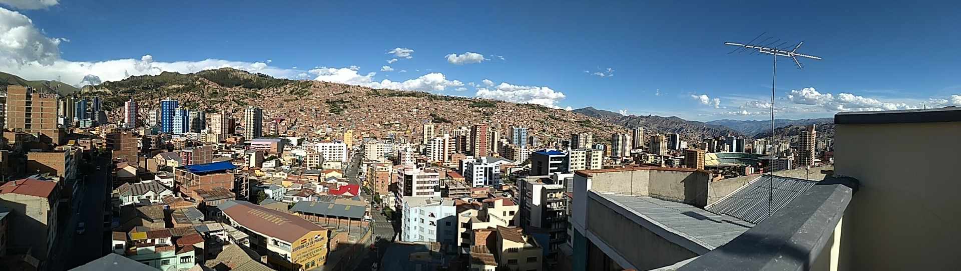 Departamento Av Tejada Sorzano #1301 esq. San Salvador Foto 18